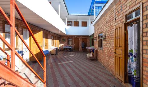 Гостевой дом по ул. Морская, г. Ейск