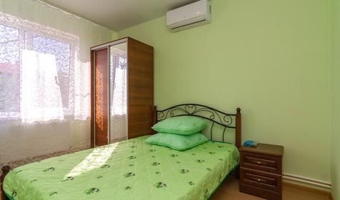 Двухкомнатный номер. Гостевой дом по ул. Морская, г. Ейск