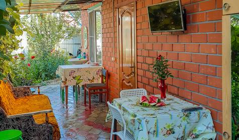 Четырехместный стандарт. Гостевой дом Свобода. Ейск