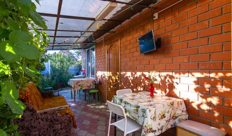 Четырехместный стандарт. Гостевой дом Свобода. Ейск