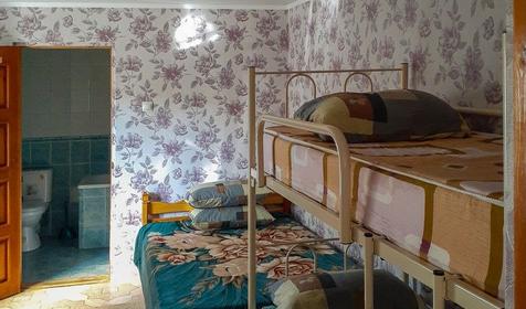 Четырехместный комфорт. Гостевой дом Свобода. Ейск