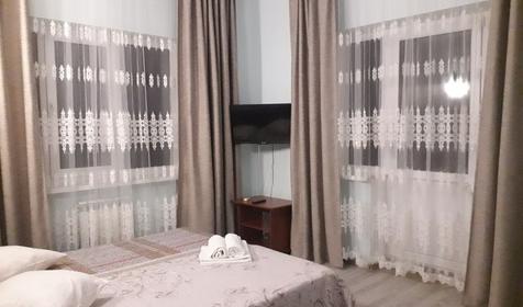 Трехместный стандарт с балконом в четырехэтажном корпусе