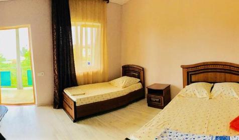 Стандарт трехместный. Отель Бугенвиллия. Анапа, Витязево