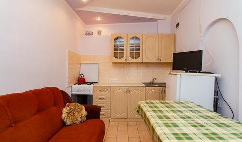 Четырехместный с кухней. Гостевой дом Август, г. Анапа