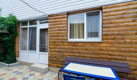 Четырехместный с кухней. Гостевой дом Август, г. Анапа