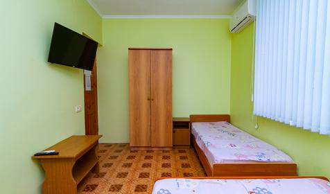 Трехместный с кондиционером. Гостевой дом Лидия плюс, Анапа, Витязево