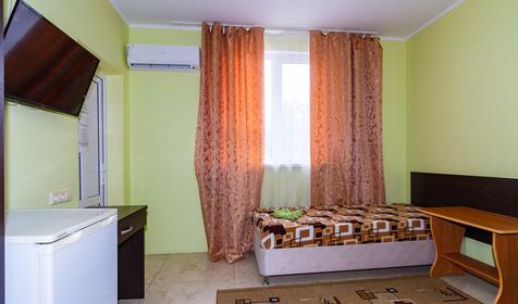 Трехместный полулюкс. Гостевой дом Лидия плюс, Анапа, Витязево