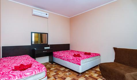 Четырехместный полулюкс. Гостевой дом Лидия плюс, Анапа, Витязево