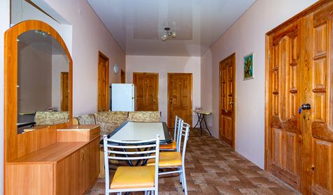 Этаж под ключ. Гостевой дом Лидия плюс, Анапа, Витязево