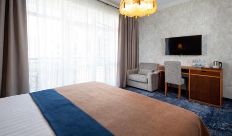 Стандарт с видом на бассейн. Гостиничный комплекс Дача, Геленджик