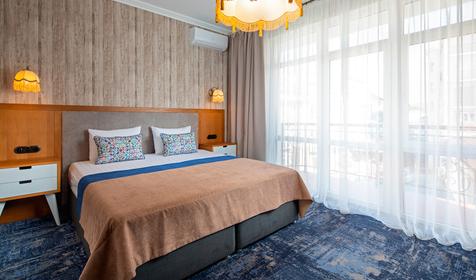 Стандарт с видом на бассейн. Гостиничный комплекс Дача, Геленджик