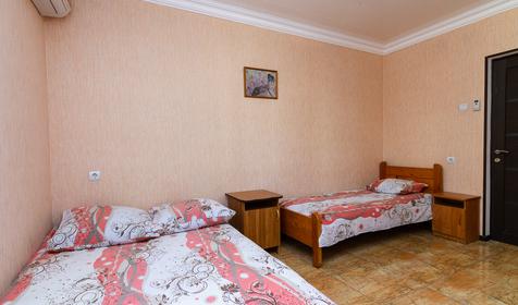 Четырехместный стандарт. Гостевой дом Маяк, Геленджик