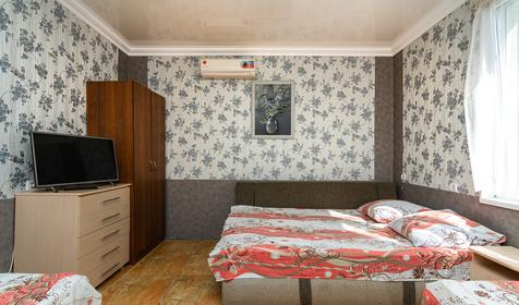 Четырехместный стандарт. Гостевой дом Маяк, Геленджик