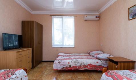 Четырехместный стандарт. Гостевой дом Маяк, Геленджик