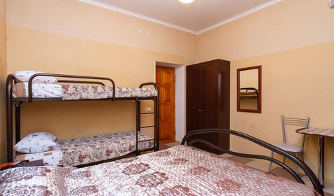 Стандарт четырехместный. Гостевой дом Мадагаскар, Геленджик, Кабардинка