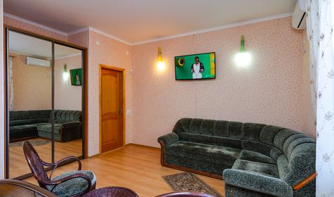 Трехместный люкс. Гостевой дом Вега, Кабардинка