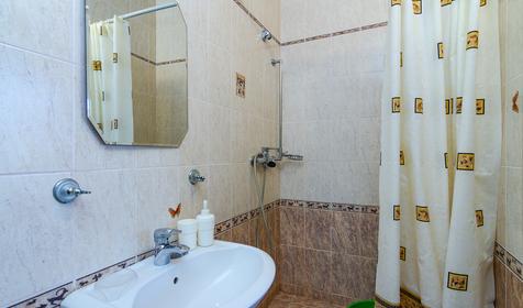 Трехместный номер с балконом. Гостевой дом Вега, Кабардинка