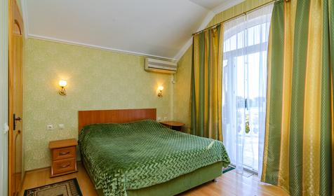 Трех-, четырехместный семейный двухкомнатный номер. Мини-отель Вега, г. Геленджик, с. Кабардинка