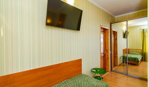 Трех-, четырехместный семейный двухкомнатный номер. Мини-отель Вега, г. Геленджик, с. Кабардинка