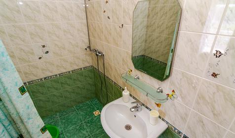 Трех-, четырехместный семейный двухкомнатный номер. Мини-отель Вега, г. Геленджик, с. Кабардинка