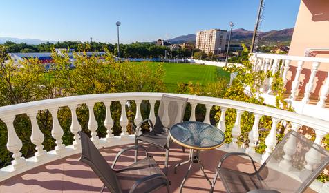 Трехместный с видовым балконом. Гостевой дом Кристина, г. Геленджик, с. Кабардинка