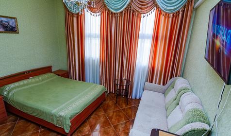Трехместный полулюкс. Гостевой дом Кристина, г. Геленджик, с. Кабардинка