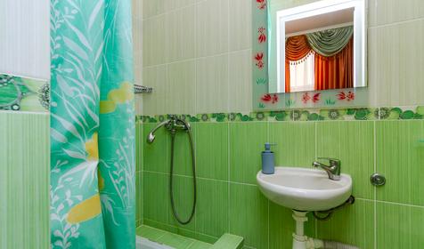 Трехместный полулюкс. Гостевой дом Кристина, г. Геленджик, с. Кабардинка