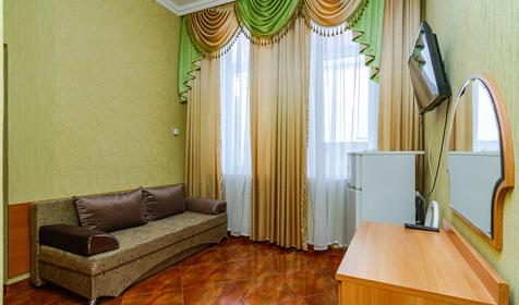 Двухкомнатный люкс с балконом. Гостевой дом Кристина, г. Геленджик, с. Кабардинка