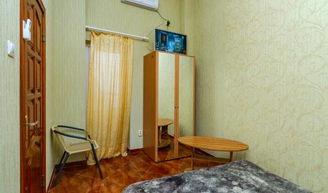 Двухкомнатный люкс с балконом. Гостевой дом Кристина, г. Геленджик, с. Кабардинка