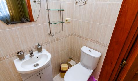 Двухкомнатный люкс с балконом. Гостевой дом Кристина, г. Геленджик, с. Кабардинка