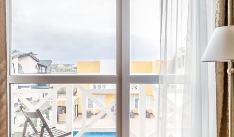 Стандарт с балконом. Гостиничный комплекс ЛетоотеЛь. Анапа, Благовещенская