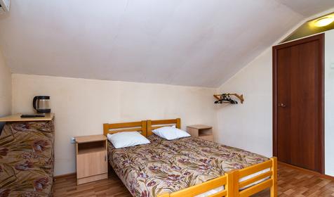 Номер с удобствами. Гостевой дом с видом на море. г. Сочи, Лазаревский район, п. Лазаревское