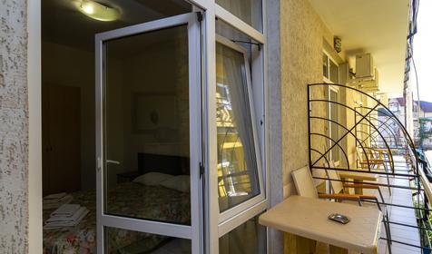 Двухместный стандарт с балконом. Отель Эллас, Сочи, Адлер