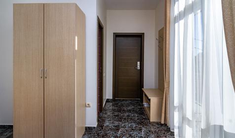 Двухместный комфорт с балконом. Отель Эллас, Сочи, Адлер