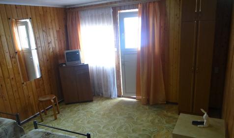 Бюджетный. Гостевой дом Лазурный, Темрюкский р-н, ст. Голубицкая