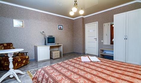 Большой коттедж. База отдыха У Макса, Северский район, Тхамаха