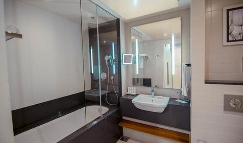 Премиум с балконом. Radisson Rosa Khutor, Красная Поляна