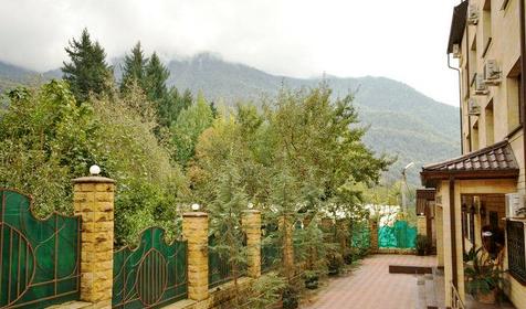 Отель Утомленные солнцем, г. Сочи, пос. Красная Поляна