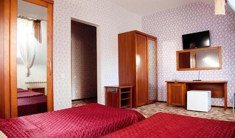 Трехместный стандарт. Отель Утомленные солнцем, г. Сочи, пос. Красная Поляна