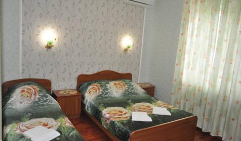 Стандарт трехместный. Гостевой дом Фиеста. Геленджик, Кабардинка