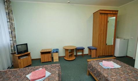 Трехместный с удобствами. База отдыха Лаванда, Сочи, Лазаревский район, п. Лазаревское