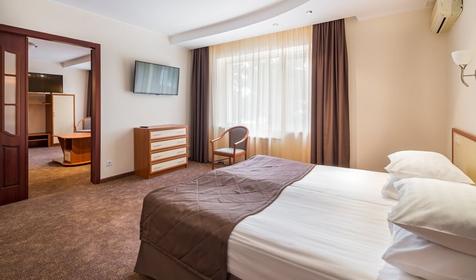 Люкс двухместный двухкомнатный, корпус Ривьера двухместный двухкомнатный, корпус Ривьера. Санаторий Красная Талка, г. Геленджик