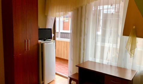 Трехместный