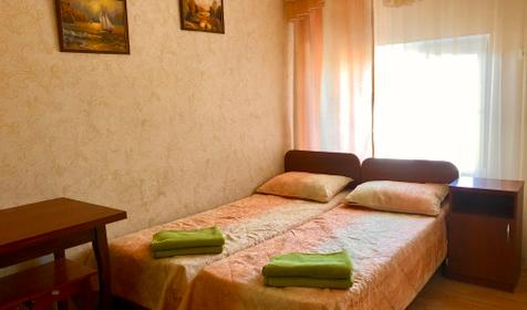 Трехместный