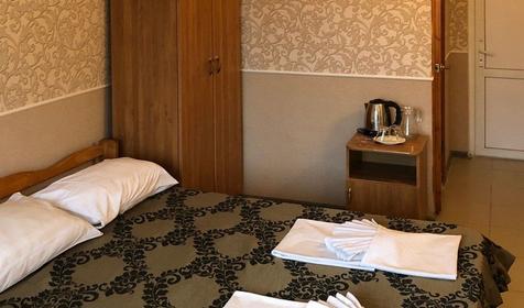 Двухместный стандарт (с балконом и видом на море)