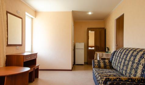 Четырехместный