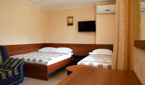 Четырехместный