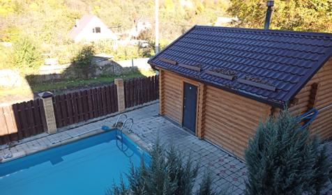 Шестиместный