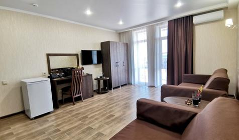 Люкс двухкомнатный с балконом. Отель семейного отдыха Palma Soneta, Анапа, Джемете