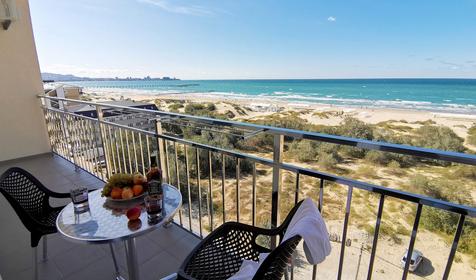 Люкс двухкомнатный с балконом. Отель семейного отдыха Palma Soneta, Анапа, Джемете